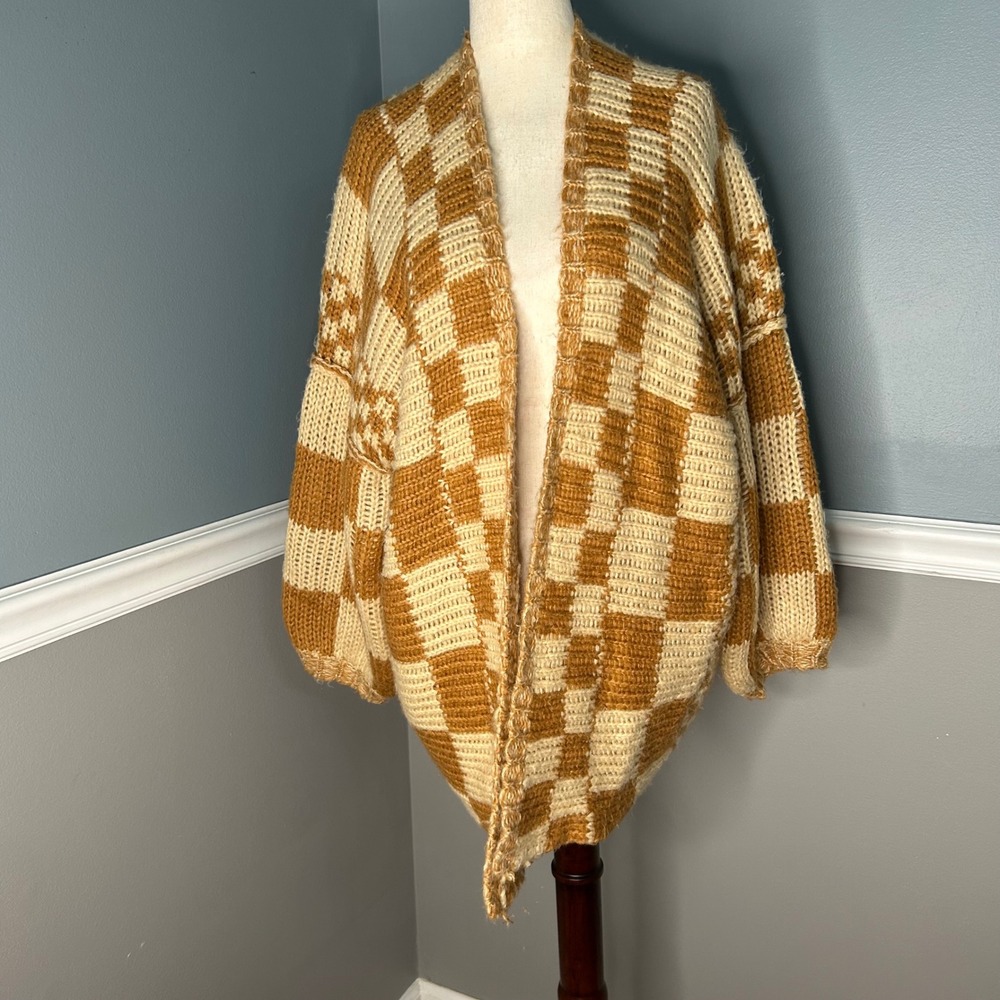 Altar'd State Camel Cream Checkered Chunky Knit Open Front Cardigan L/XL